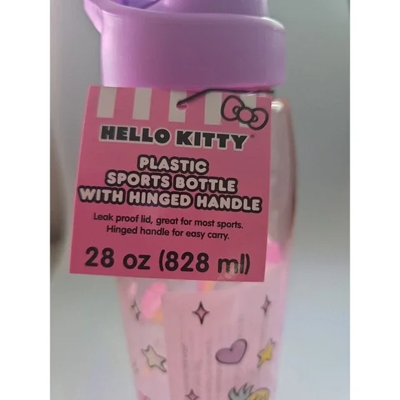 Hello Kitty Plastic Sports Bottle 28oz Hinged Handle Flip Lid New‎ Sanrio - Picture 6 of 8